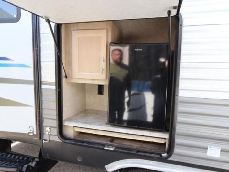 2020-catalina-241rls-travel-trailer-5zt2canb1lu034-image-47
