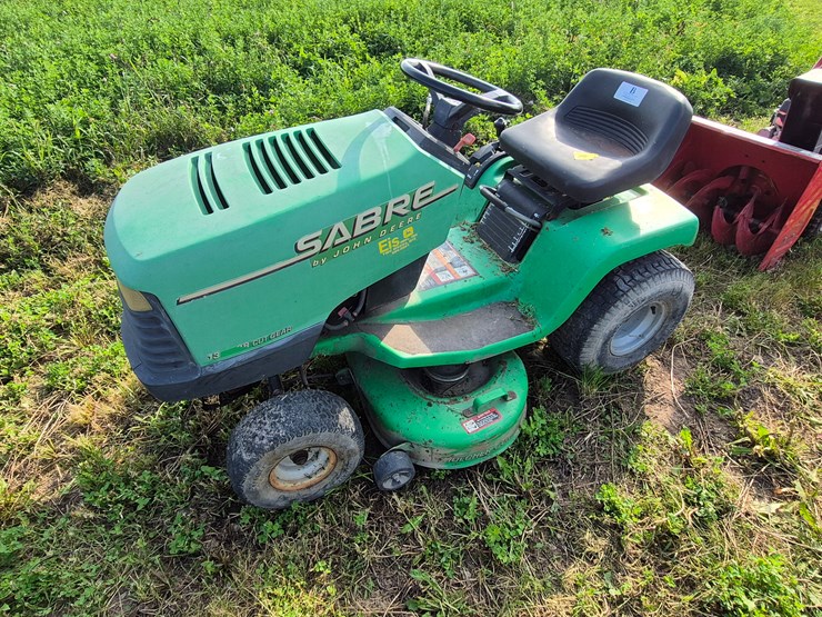 john-deere-la-image-1