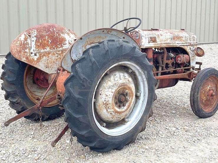 ford-8n-image-5