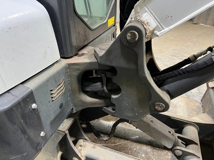 2022-bobcat-e42-image-23