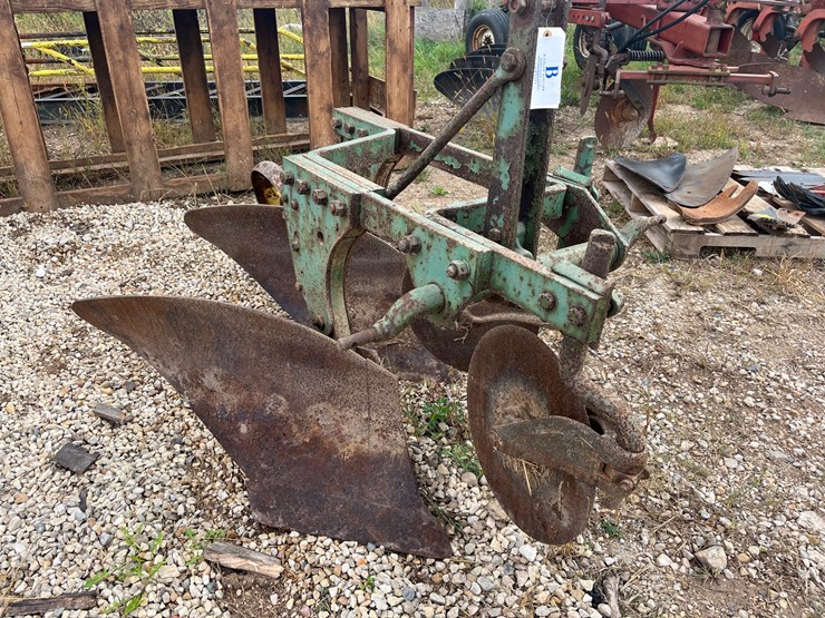john-deere-2-image-1