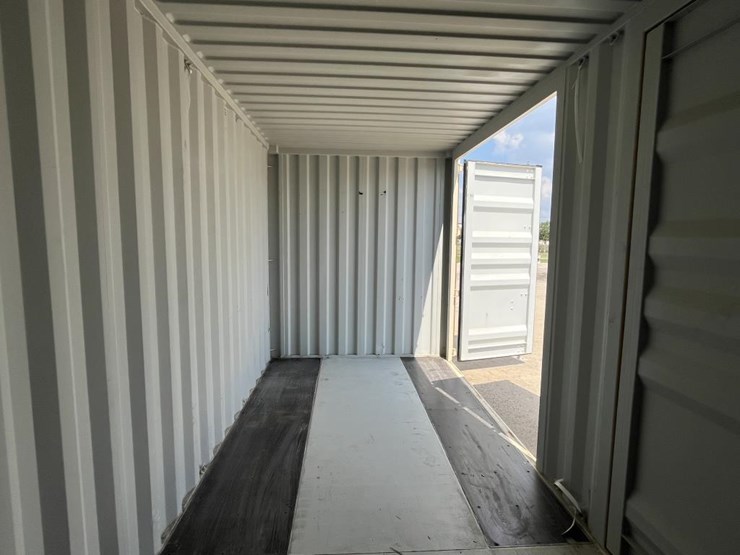 #1018-•-2024-40’-(5)-door-shipping-container-image-12