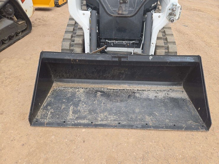 2023-bobcat-t64-image-6