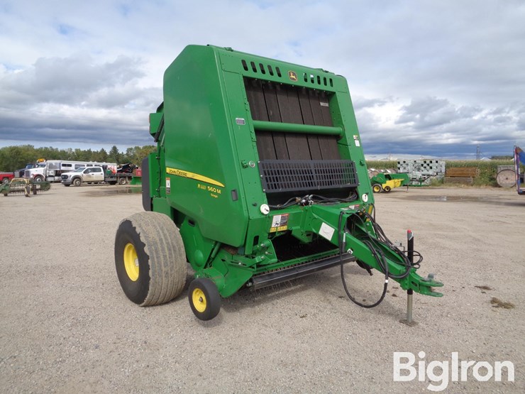 2022-john-deere-560m-image-15