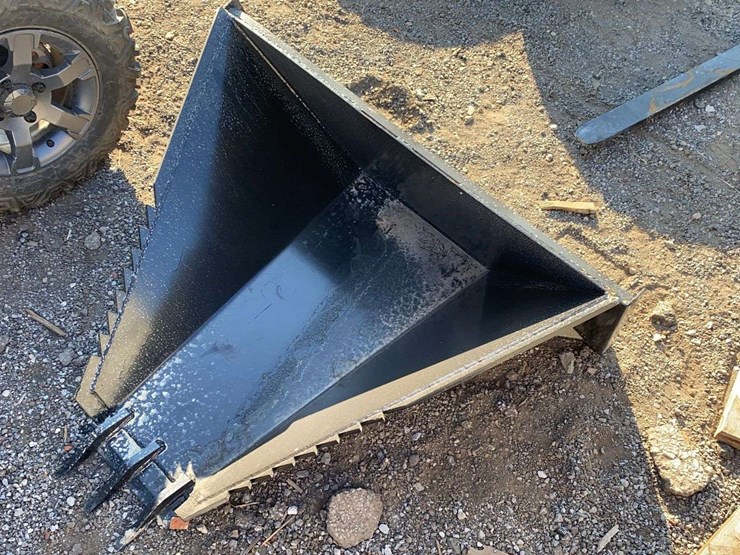jmr-stump-bucket-image-2