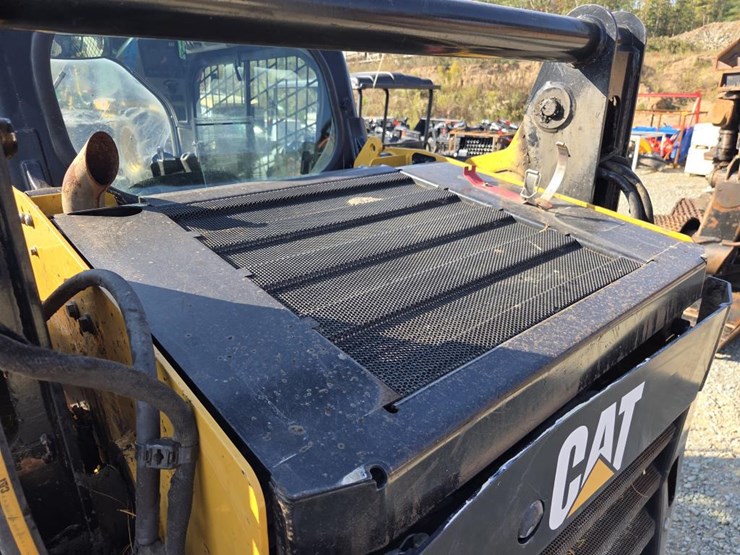 caterpillar-259d-image-25