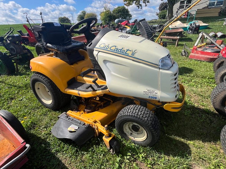 cub-cadet-3208-image-2
