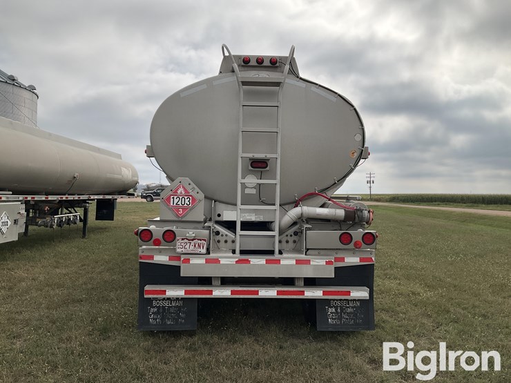 2009-polar-fuel-tanker-image-6