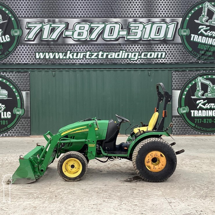 2007 JOHN DEERE 2520