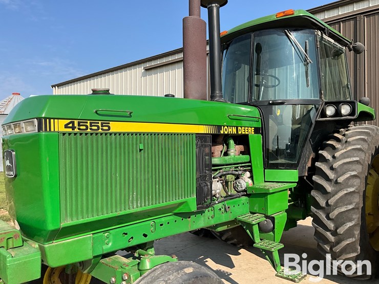 1989-john-deere-4555-image-17