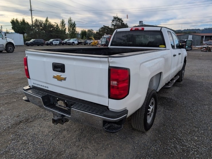 2016-chevrolet-silverado-2500-image-4