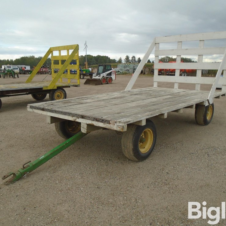 JOHN DEERE 1065