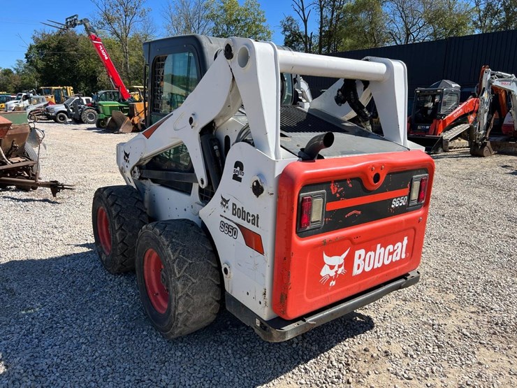 2019-bobcat-s650-image-3