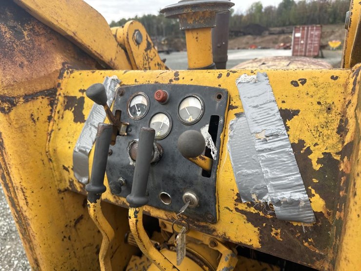 john-deere-350-image-31