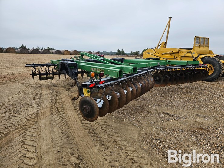 john-deere-510-image-7