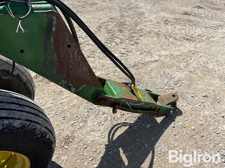 john-deere-750-image-11