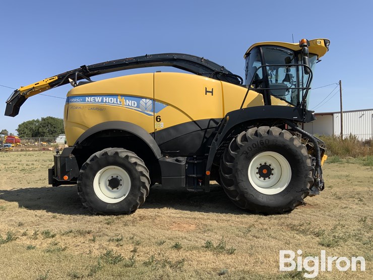 2016-new-holland-fr850-image-4