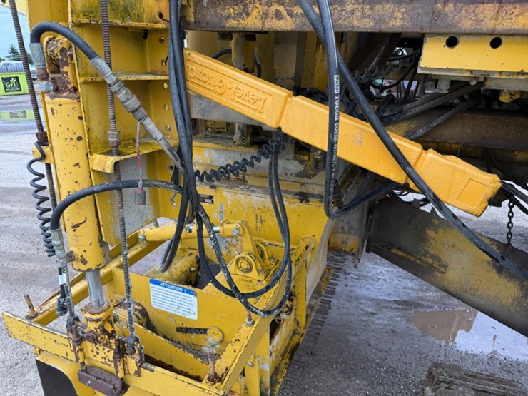 #1415-•-gomaco-gt3600-curb-machine-image-42