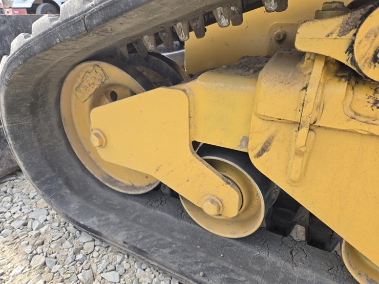 caterpillar-279d-image-57