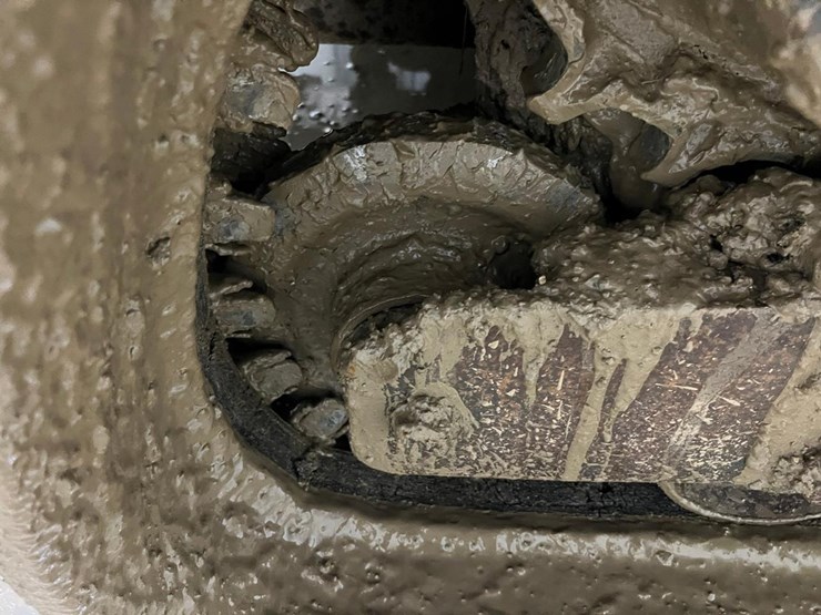 2015-bobcat-t770-image-19