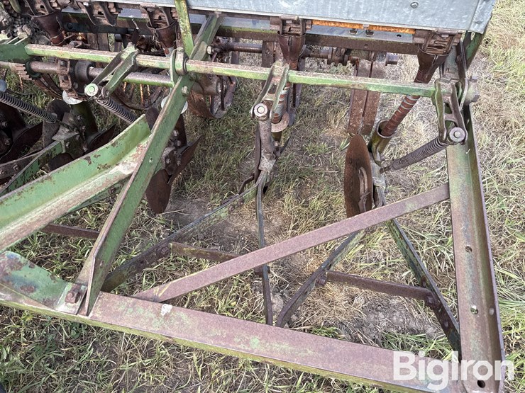 john-deere-14-image-11