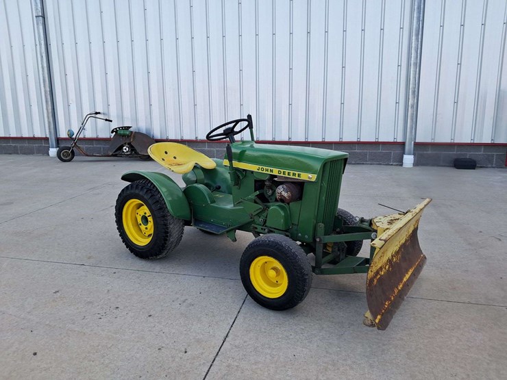 john-deere-110-image-1