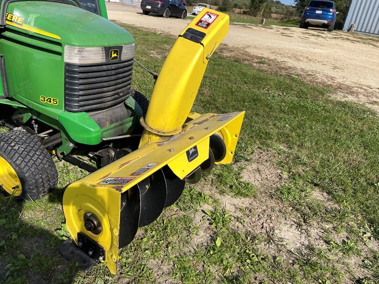 john-deere-345-image-13