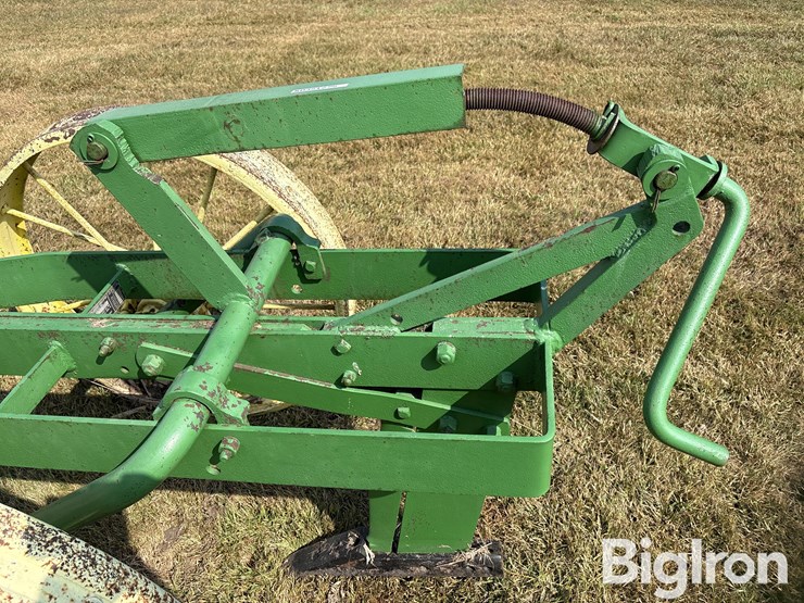 john-deere-15-image-13