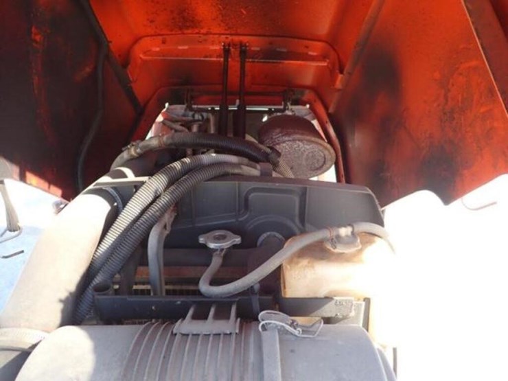 kubota-m7040d-image-30