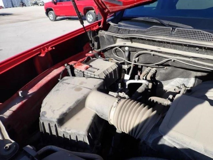 2022-chevrolet-2500-image-58