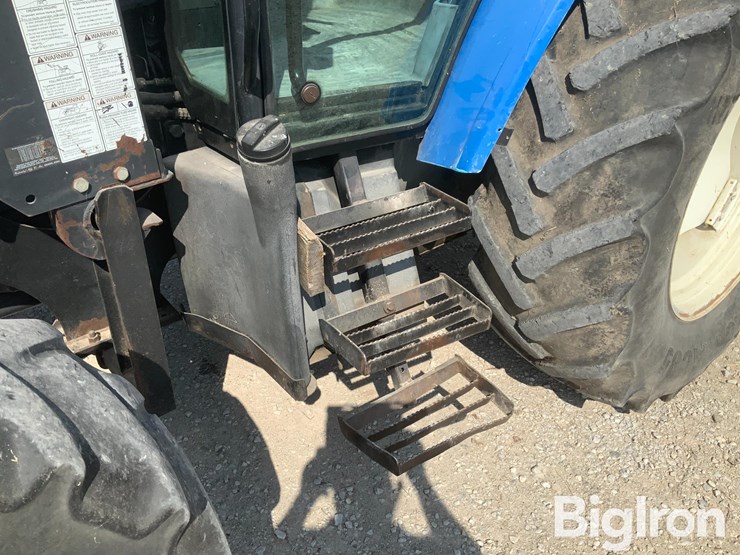 2001-new-holland-ts110-image-12