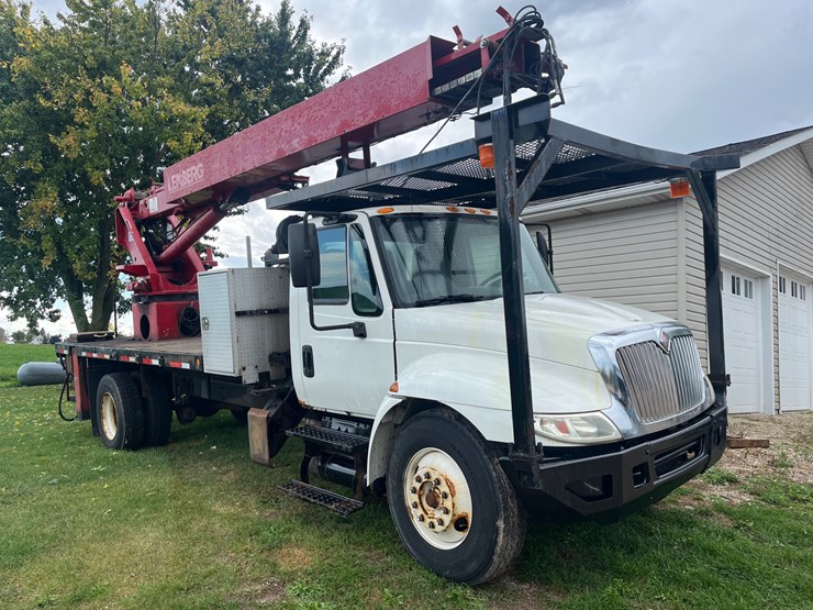international-durastar-4300-image-3