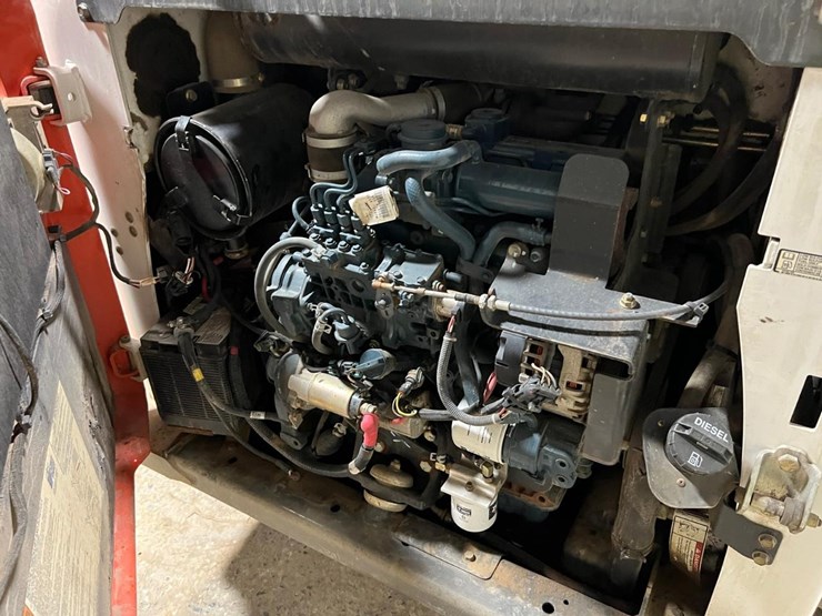 bobcat-t650-image-16