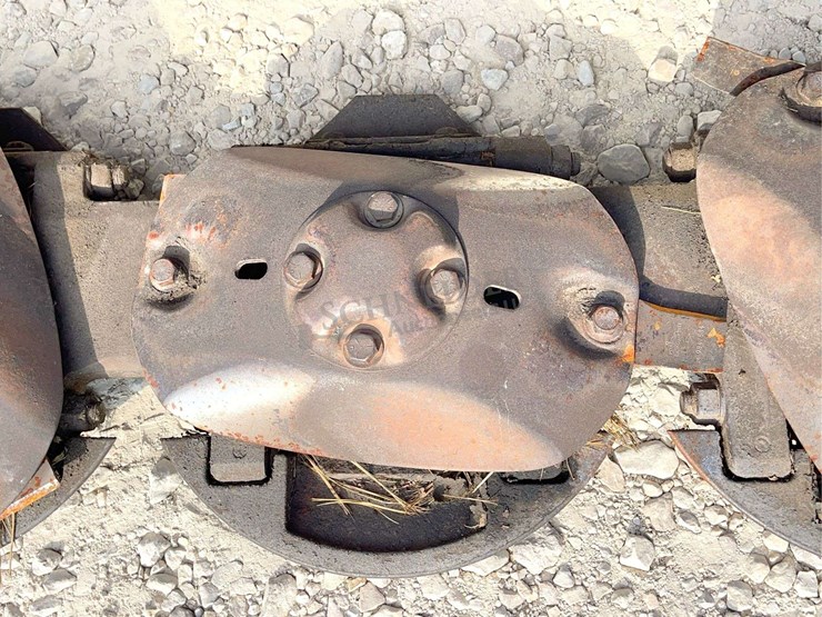 new-holland-617-image-15