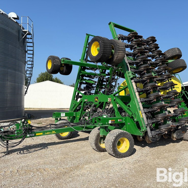 2022 JOHN DEERE N542C