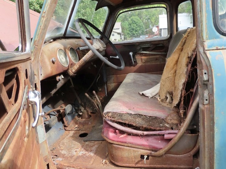 1949-chevrolet-3/4-ton-pickup-image-8