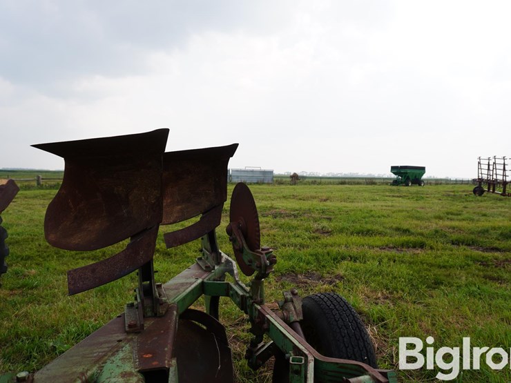 john-deere-4200-image-18