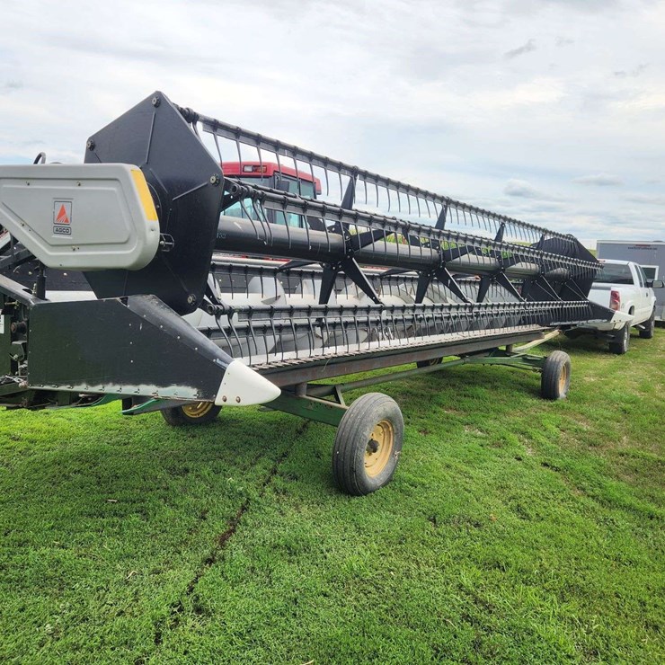 MASSEY-FERGUSON 8000