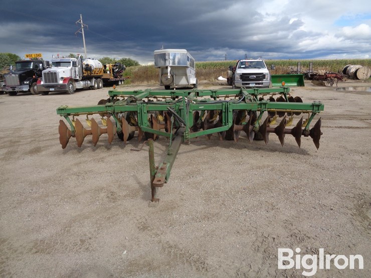 john-deere-1640-image-13