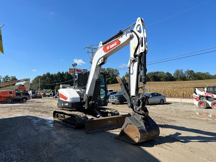 2022-bobcat-e88-image-7