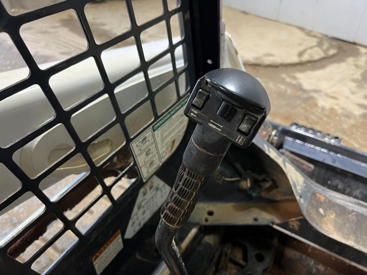 2017-bobcat-t550-image-24