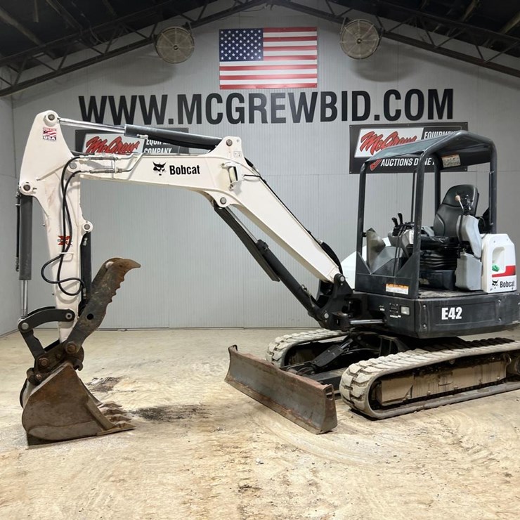 2018 BOBCAT E42