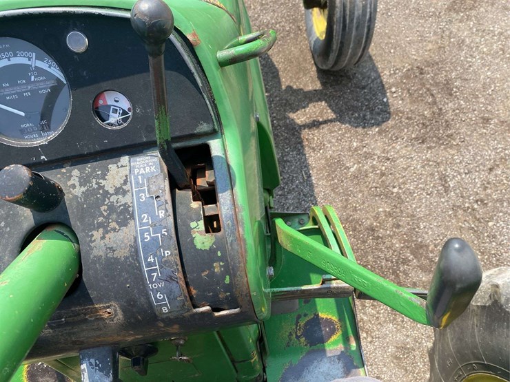 john-deere-2510-image-25