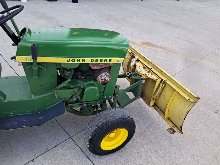john-deere-110-image-12