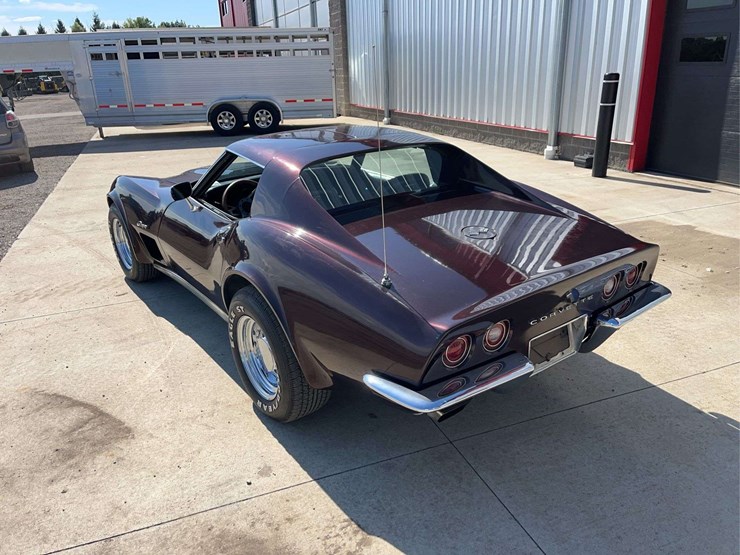 1973-chevrolet-corvette-image-5