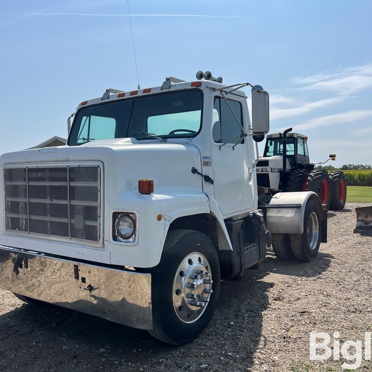 1984 CUMMINS 855