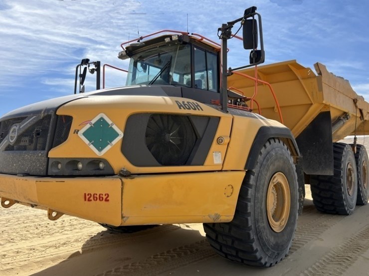2020-volvo-a60h-image-1