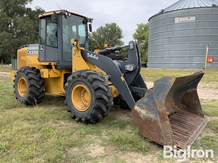 2015-deere-544k-image-3