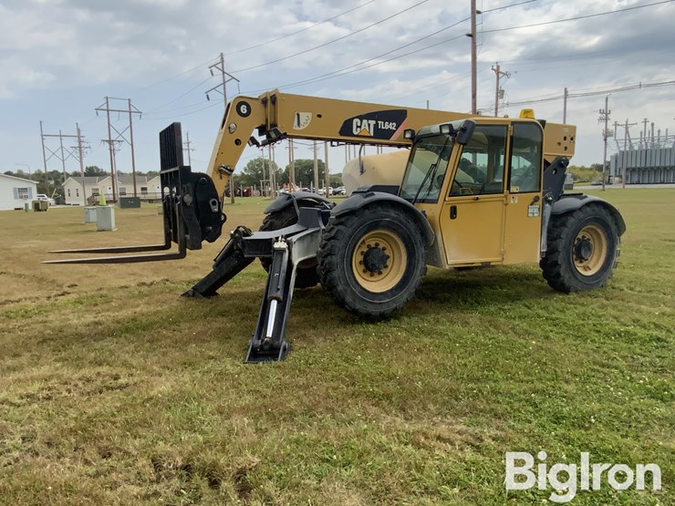 2008-caterpillar-tl642-image-1