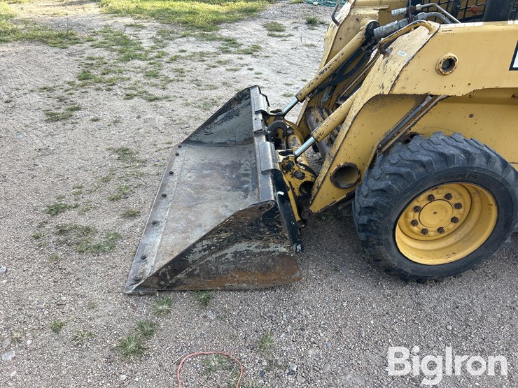 2005-john-deere-317-image-17